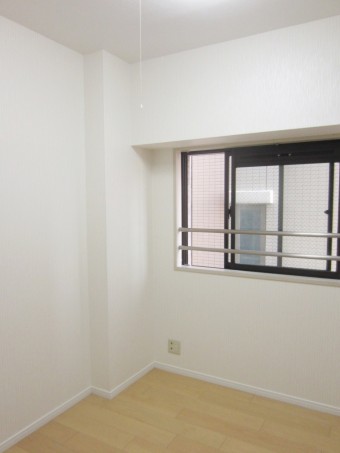 サービスルーム(納戸)を子供部屋として使えるように サービスルーム(納戸)を子供部屋として使えるように